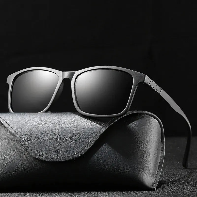 Luxury Men Sunglasses Fashion Vintage Square Ultra Light Frame Driving Fishing Sun Glasses For Man Eyewear